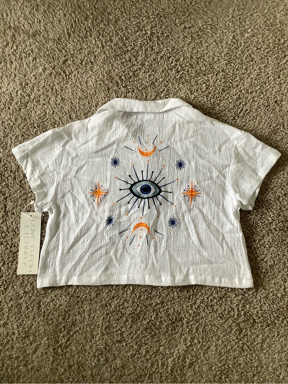 White Short-Sleeve Button Crop Shirt with Evil Eye Embroidery - Picture 5 of 7